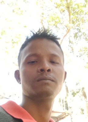 Manshit lakra, 31, India, Birpara