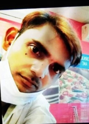 Narayan sah, 26, India, Guwahati