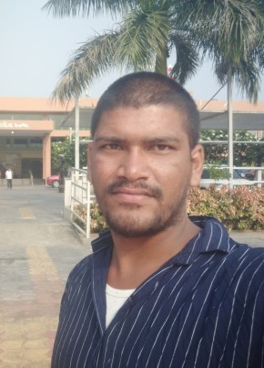 Naik, 27, India, Hyderabad