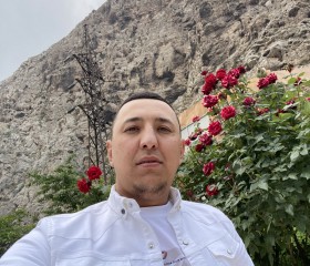 Maks, 25, Aydarken