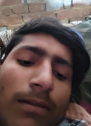 Mo. Irfan, 23, India, Moradabad