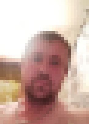 Максим из Лебяжье 42 года