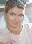 Alena, 44, Chisinau