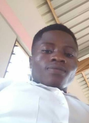 Mancini, 22, Ghana, Accra