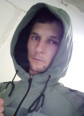 Виталик из Коноково 25 лет