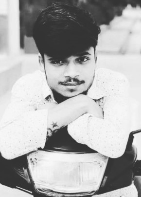 Ritik Gupta, 23, India, Delhi