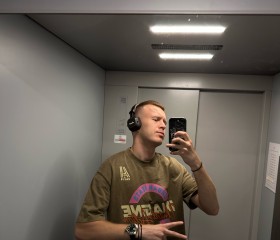 Andrés, 26, Valencia