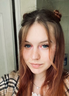 Алина, 19, Россия, Смоленск