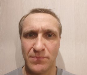 Dmitriy, 49, Bei an