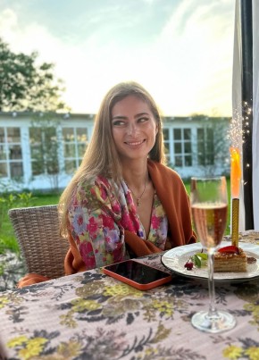 Соня, 30, Россия, Сочи