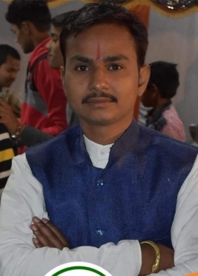 Satish Pandey, 22, India, Varanasi