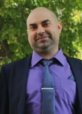 Илья