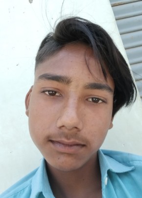 Mohan mk, 18, India, Pīlībhīt
