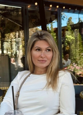 Ирина из Санкт-Петербурга 43 года