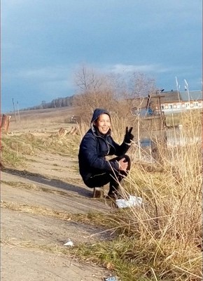 Артём, 36, Россия, Красноуфимск