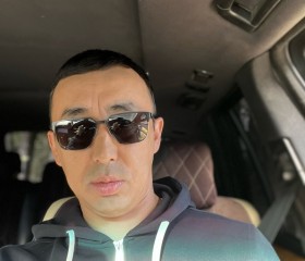 Asembek, 35, Astana