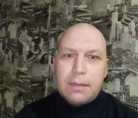 Sergey Sharkov, 48, Samara