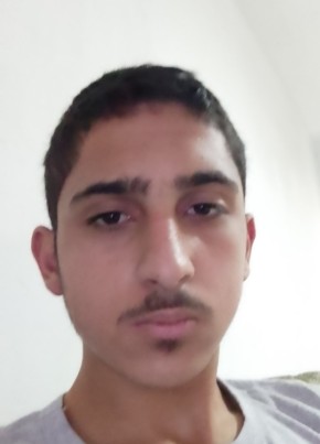 بحب اشوف كسك, 18, Palestine, Bethlehem