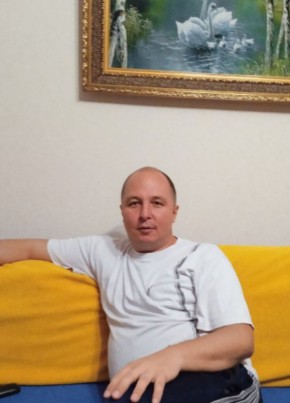 Денис из Самары 44 года