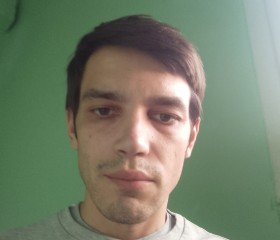 Вячеслав, 32 года, Санкт-Петербург
