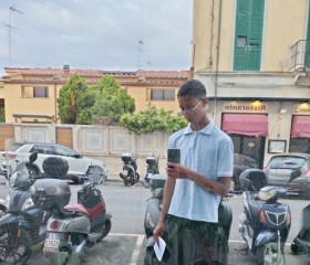 Adam, 18, Livorno