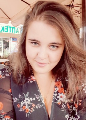 Настя, 29, Россия, Москва