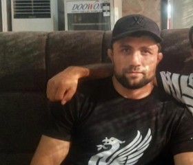 Maks, 35, Oskemen