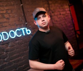 Олег, 24 года, Владивосток