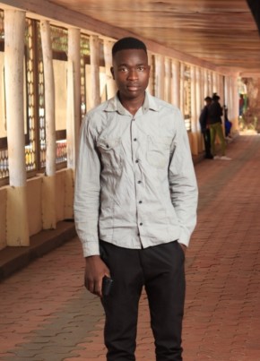 Raphael Nyakango, 21, Kenya, Nairobi