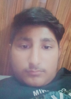 Saqib Butt, 18, Pakistan, Gujrat