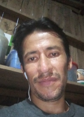 Roberto, 38, República del Ecuador, Santo Domingo de los Colorados