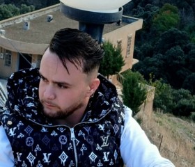 Cherif, 24, Bordj Bou Arreridj