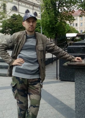 Roman, 33, Ukraine, Lviv