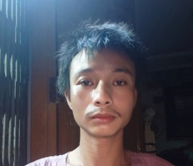 Aung, 33, Hpa-an