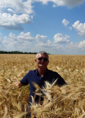 Виктор, 62, Україна, Южноукраїнськ