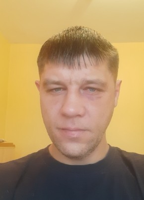 Николай, 44, Россия, Губкинский