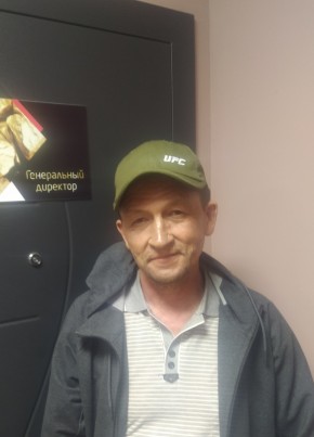 Александр, 55, Россия, Сосновоборск (Красноярский край)