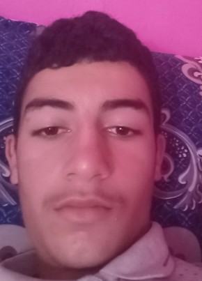 خالد из Algiers 18 лет