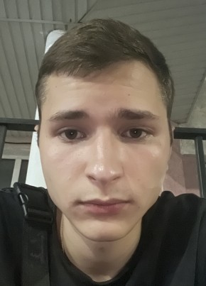 Глеб из Калуги 22 года