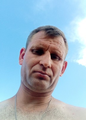Виталий из Пскова 41 год