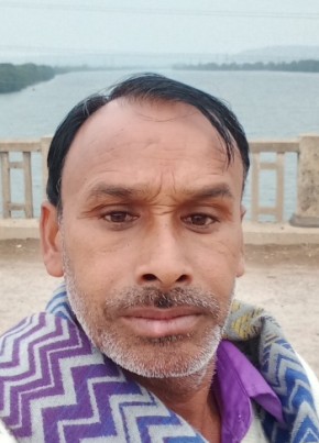 रामेश्वर लाल, 37, India, Begūn