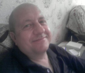 Василий, 59 лет, Берасьце