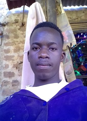 Mukasa Hudson из Kampala 19 лет