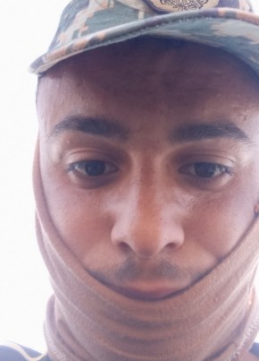 حازم из عمان 19 лет