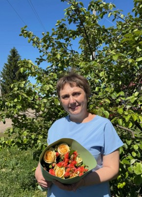 Юлия из Калининска 50 лет