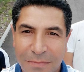 Mete, 47, Winnenden