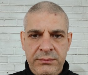 Artem, 47, Saint Petersburg