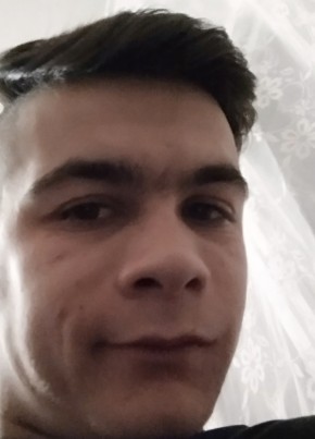 Bogdan, 25, Belarus, Svyetlahorsk