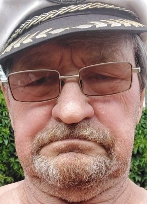 Николай из Ижевска 82 года