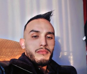 Moh, 28, Skikda